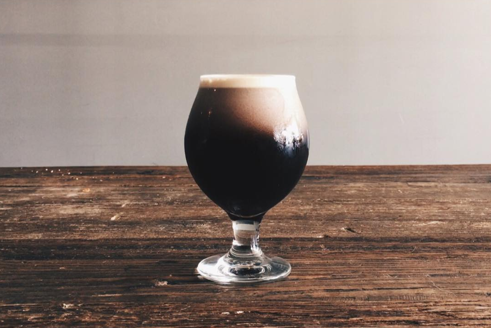 How to Set Up a Cold Brew Nitro Keg at Home or Office (To Coffeeshop Standards)